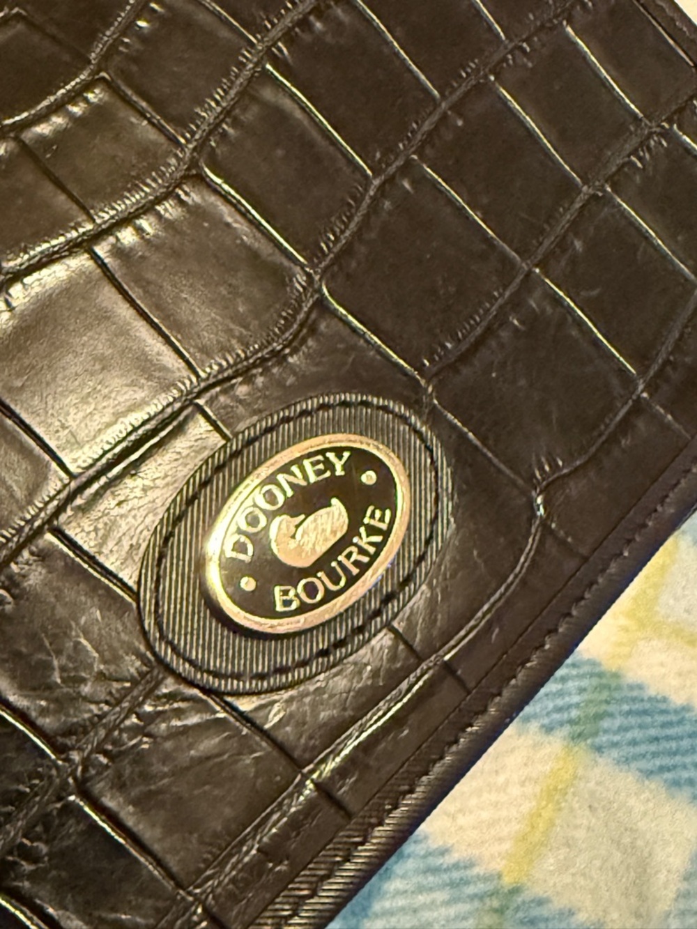 Dooney and Bourke Full flap bag - Picture 2 of 13